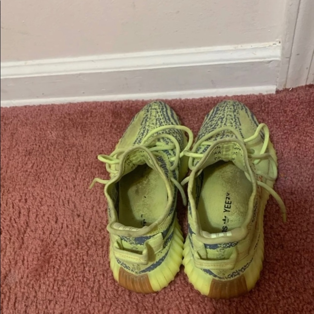 frozen yellow yeeyzs